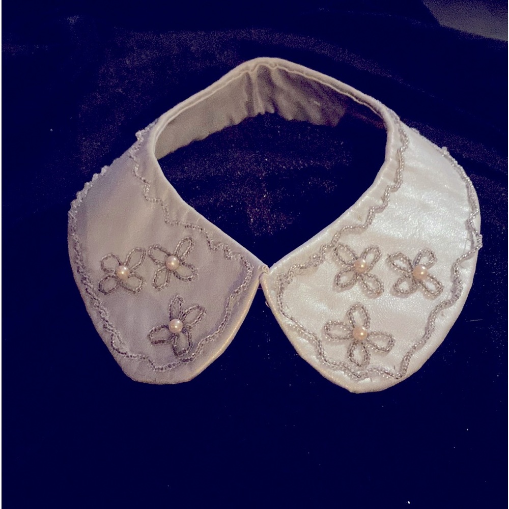 Vintage Sweater Collar